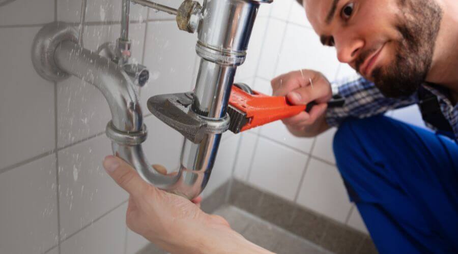 Professional emergency plumbing in Saltville, VA